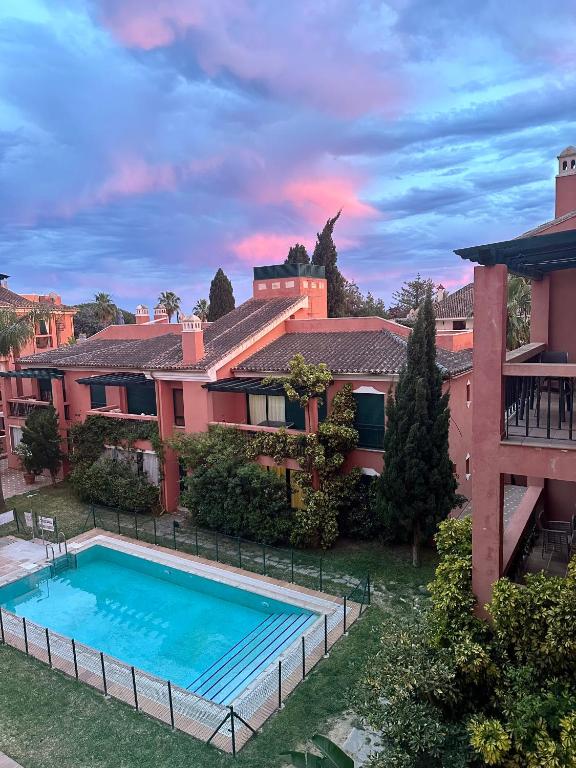 Fancy duplex penthouse in Carib Playa Cabopino, Marbella