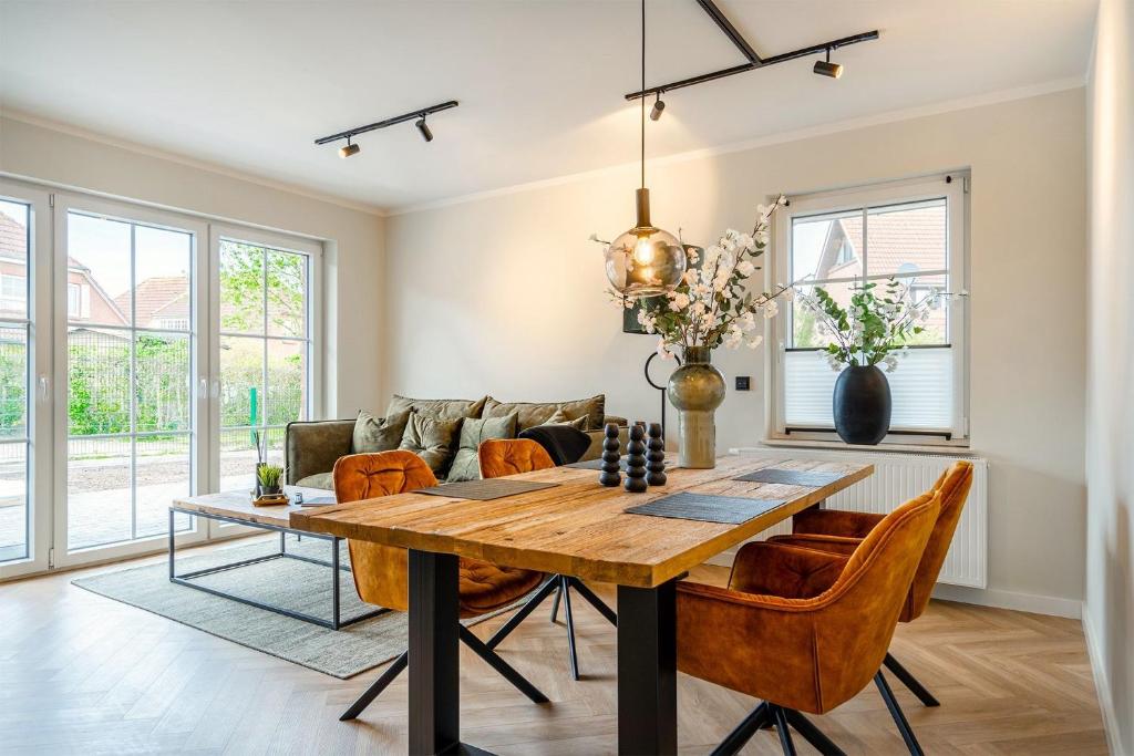 Küstengold, frisch saniert mit Garten, Greetsiel