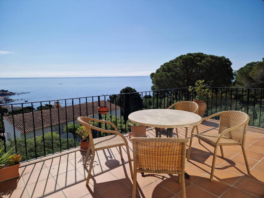 BJ-5 CALELLA DE PALAFRUGELL 6 PaX - 2