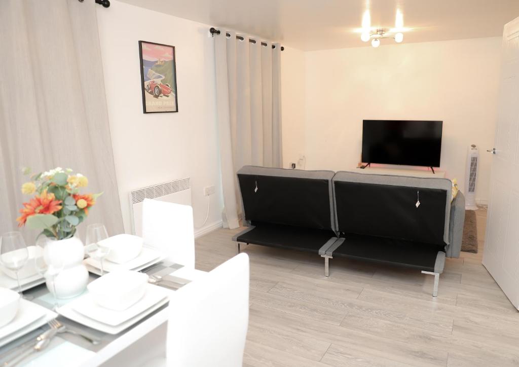 Stylish Flat by SN Homes - Zone 4 Abbey Wood London, Abbey Wood