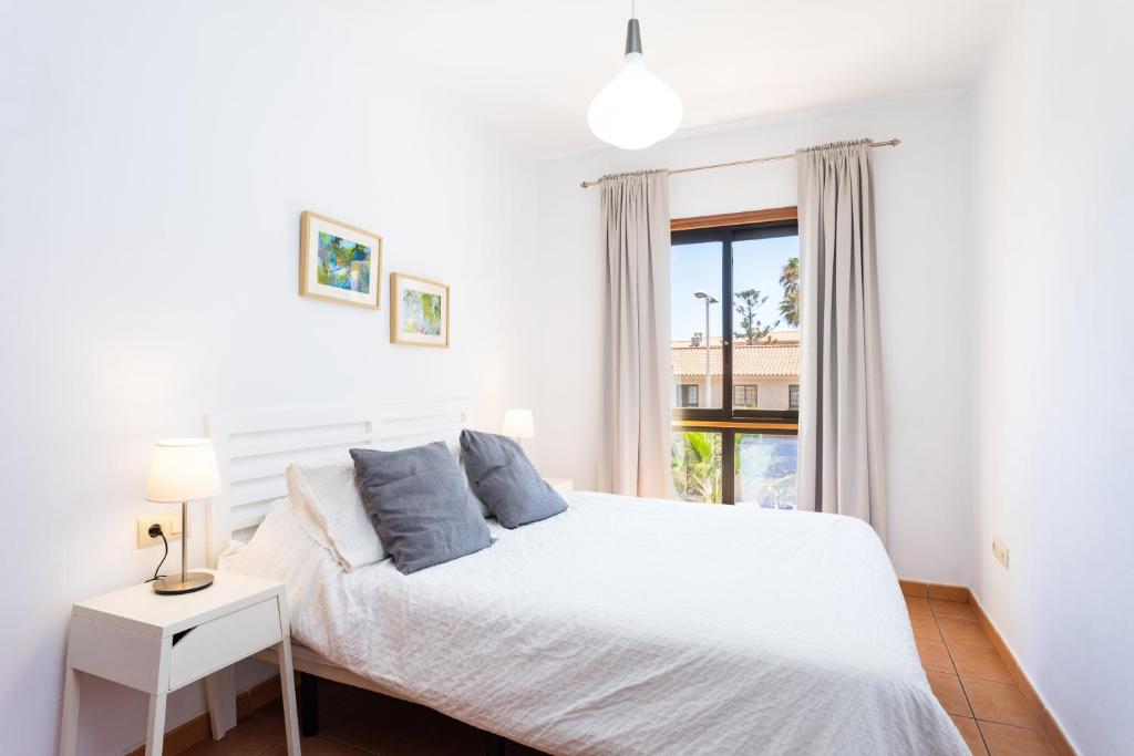 Home2Book Sunny Getaway, El Médano Terrace & Pool - 2
