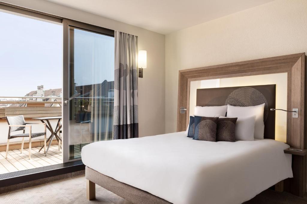 Novotel Geneve Centre Hotel