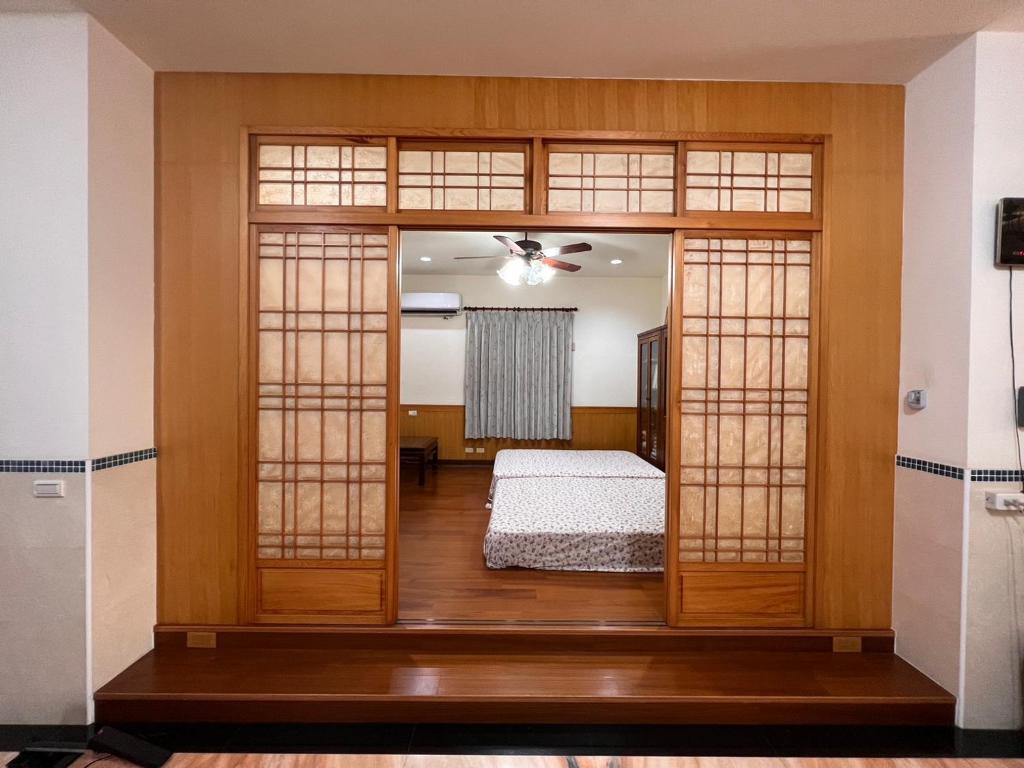 Taiwan Third Line Fengjing B&B
