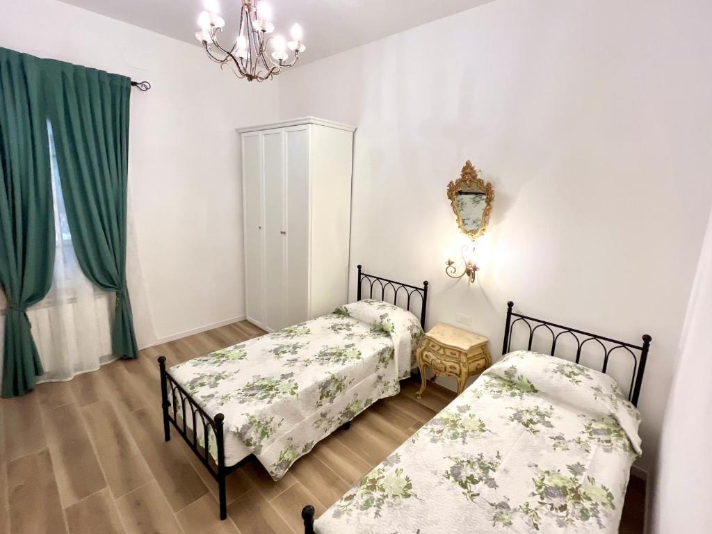 Airoldi Palace Apartment - 4