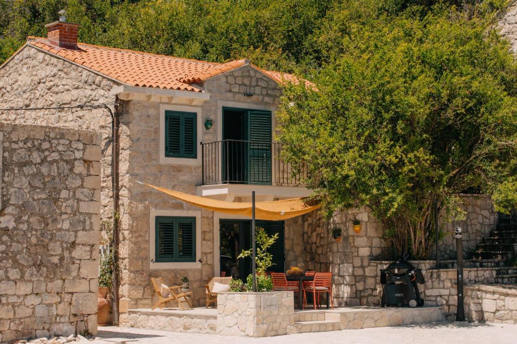 Lukas apartment, Ston