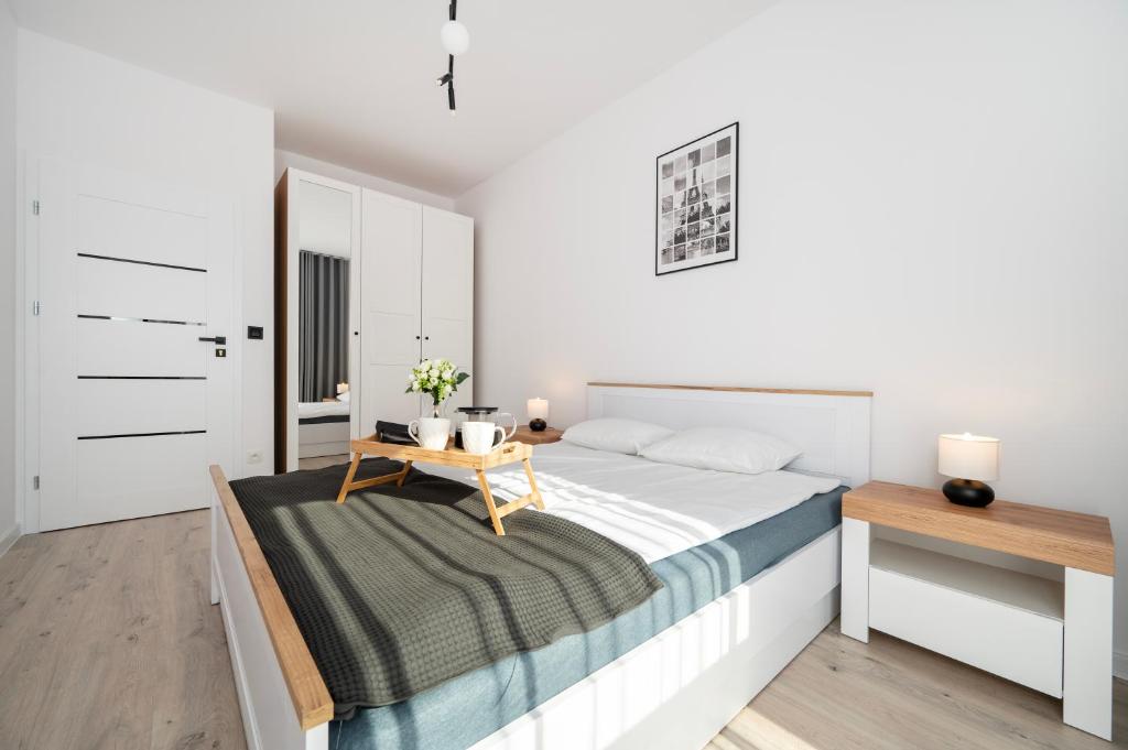 Łódź Pomorska Apt - 50m2 with Balcony - by Rentujemy, Lodž