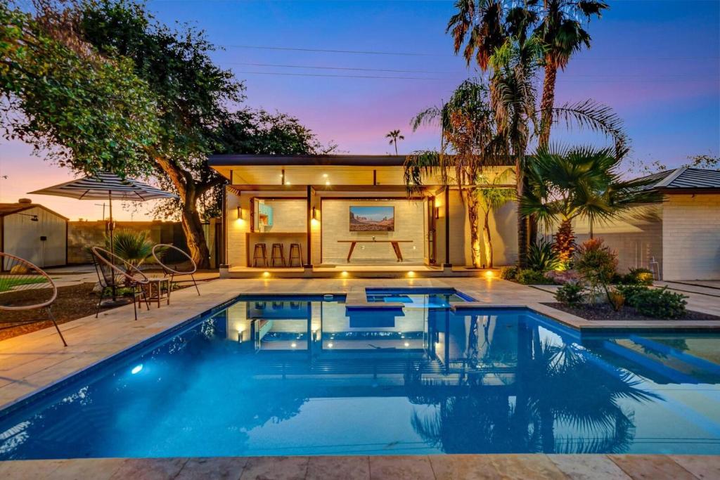 Upscale Remodel - Walk To Asu Pool & Pickleball, Tempe