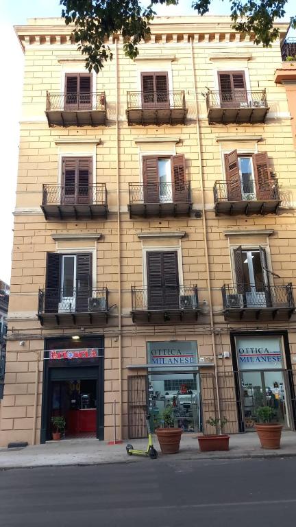 Corner Rome 433 - 2