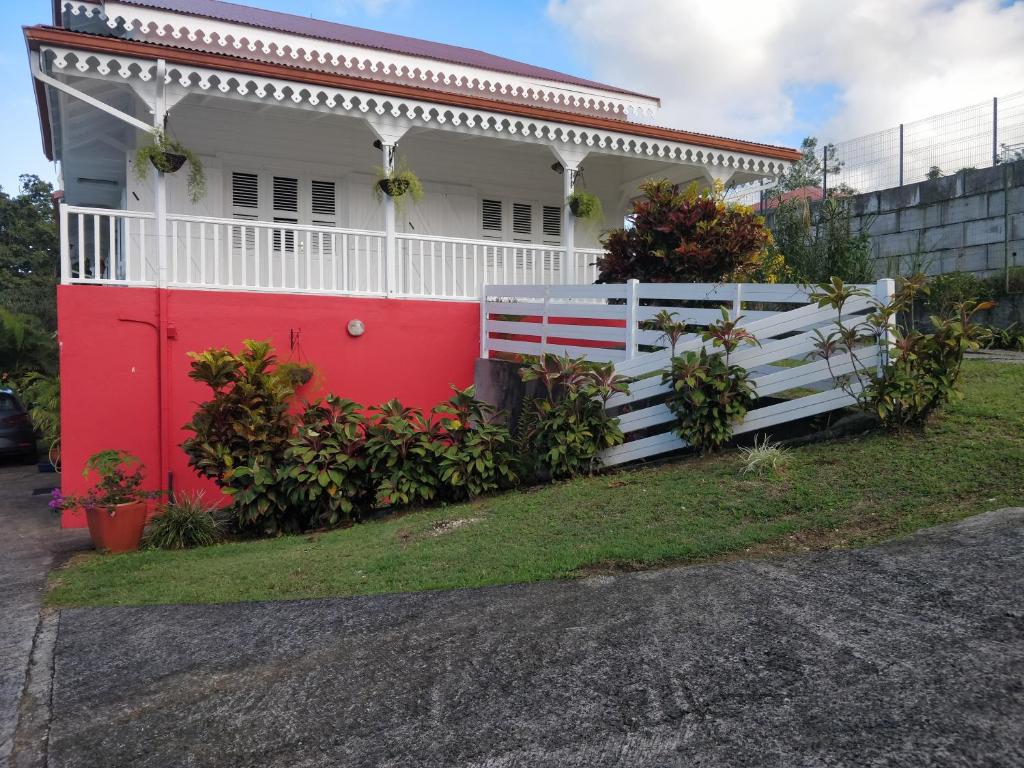 Petit studio, Petit-Bourg