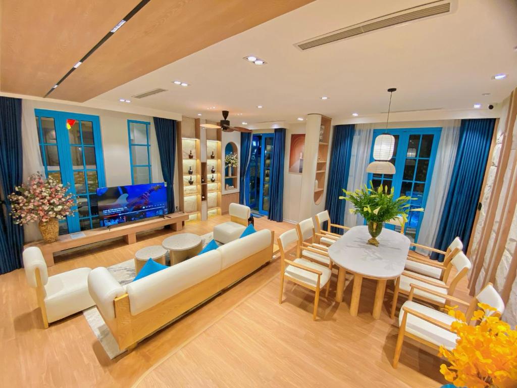 Villa Hạ Long Gần Biển