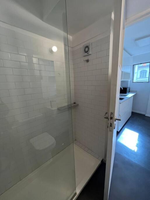 Modern Loft in Prime Location - Sleeps 4 - 5