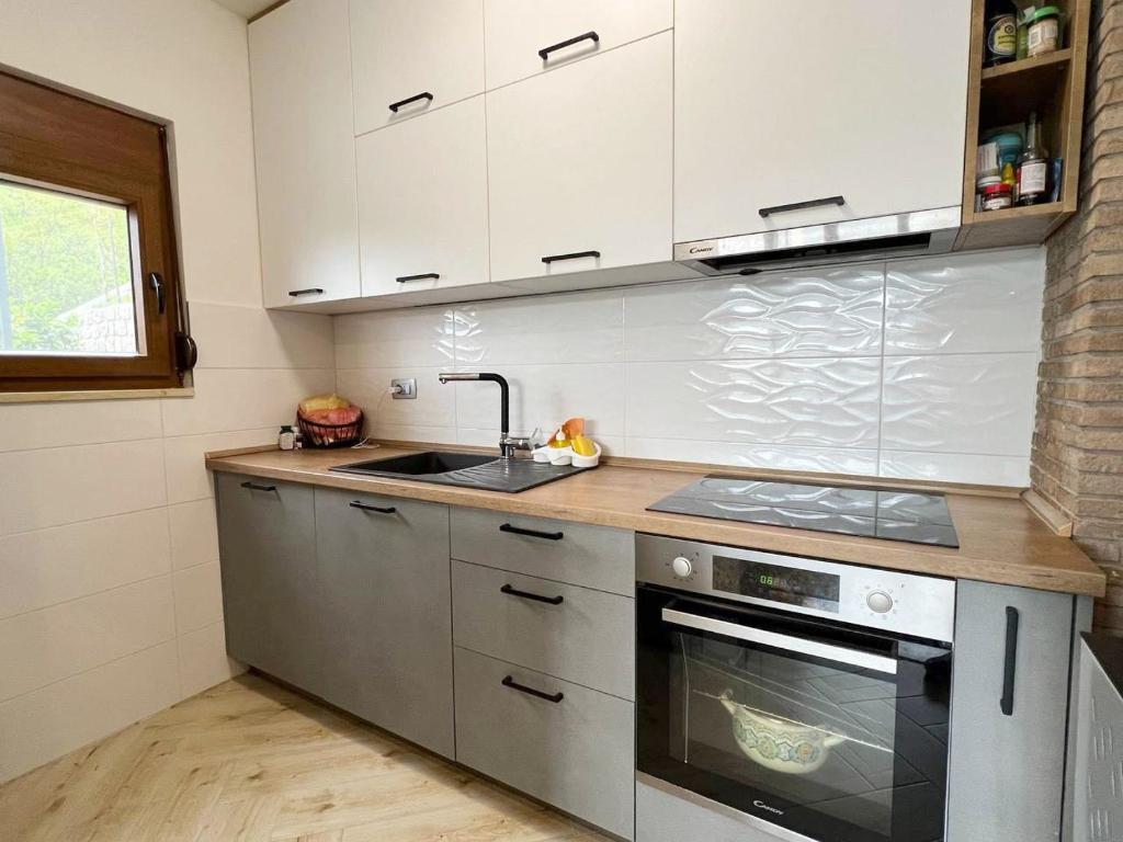 Hill apartment VUK 2 - 4