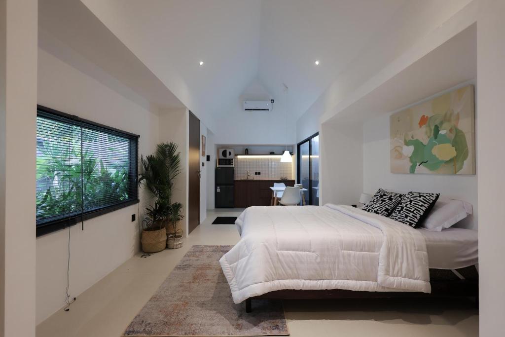 Manu Sedap Malam, Sanur