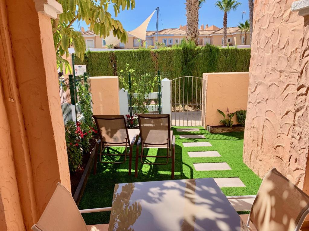 Bahari Marinas - Tú Dúplex con Jardín Privado! - 3