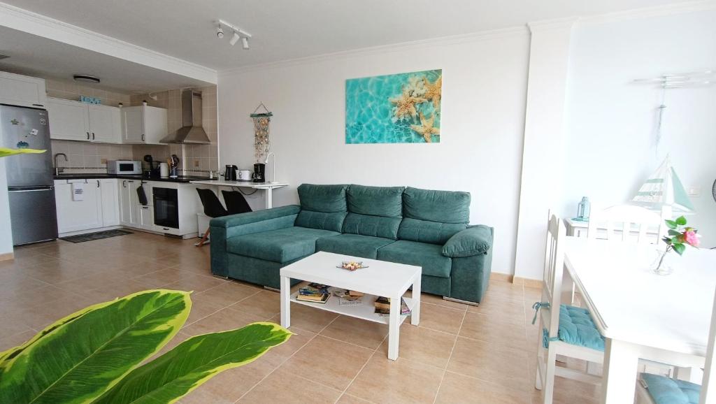 Green Waves Apartment - 3