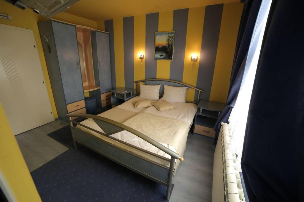 Hotel Ženeva - 3