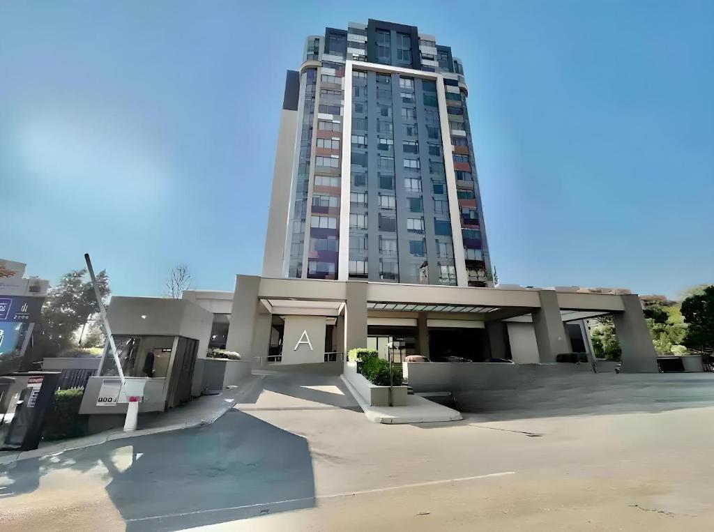 Sandton Skye, Johannesburg