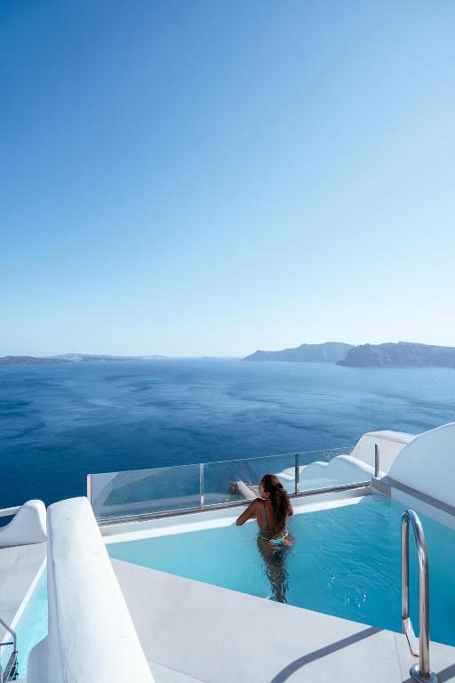 Santorini Elite Luxury Suites Additional