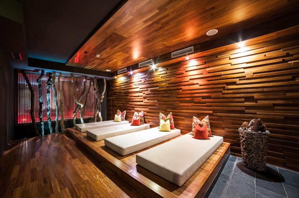 Hotel Living Max In Zell Am See Hotel Living Max In Zell Am See