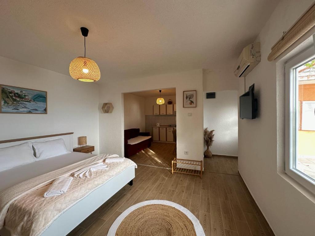 Seas the day - Apartment with sea view and terrace, Ulcinj