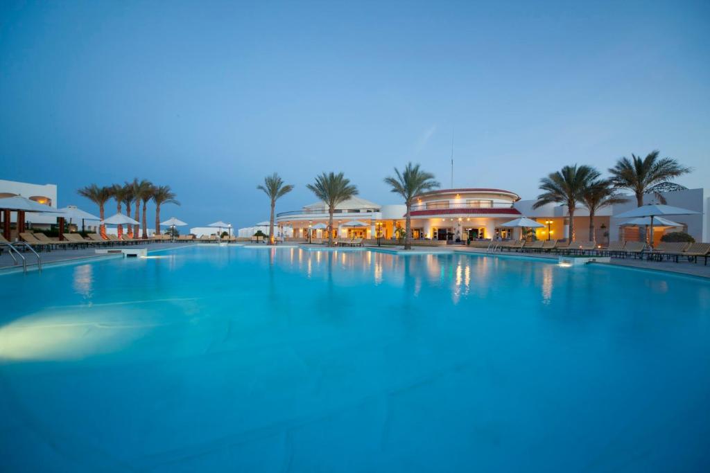Coral Beach Tiran