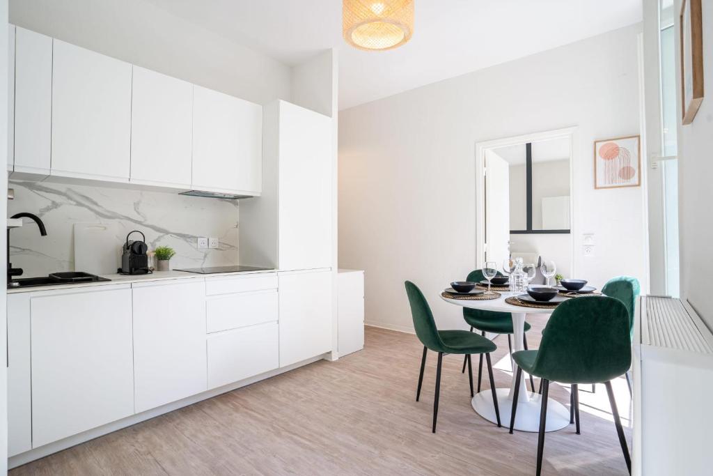 06BZ - Appartement moderne au cœur du port - 2