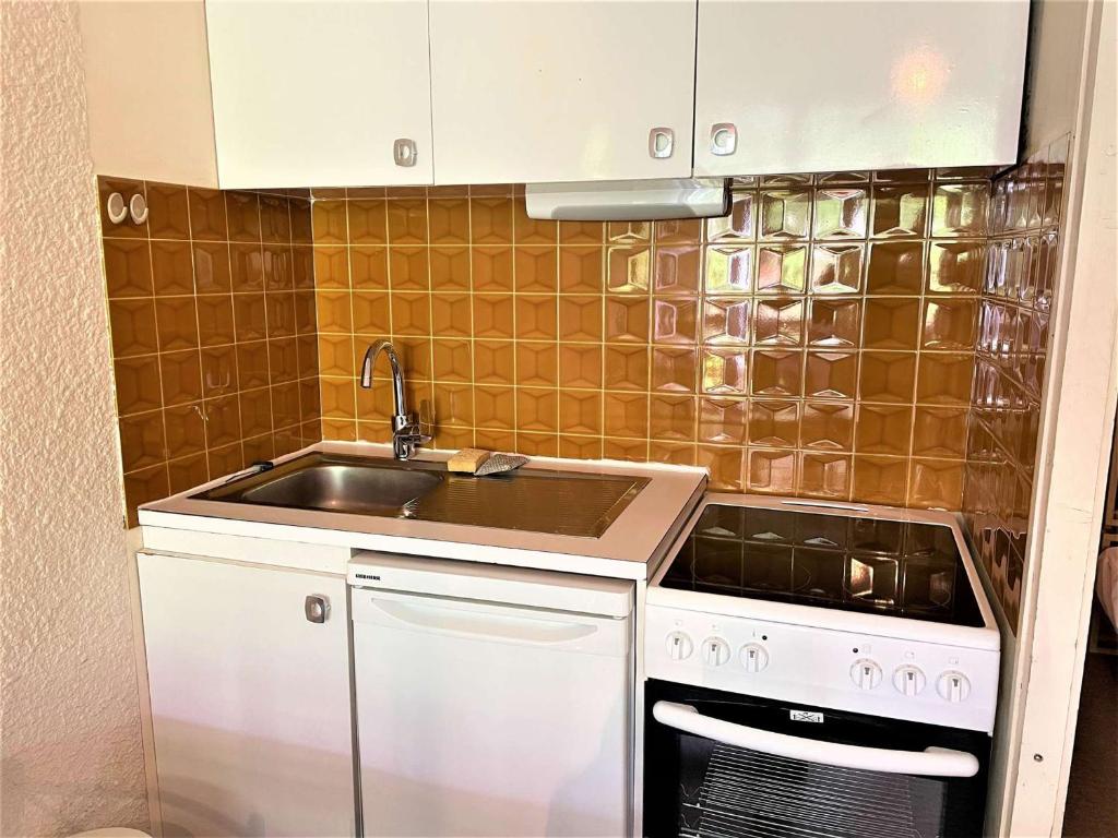 Studio cosy avec coin montagne, proche télésiège et commerces, parking privé, retour ski direct! - FR-1-330F-187 - 3