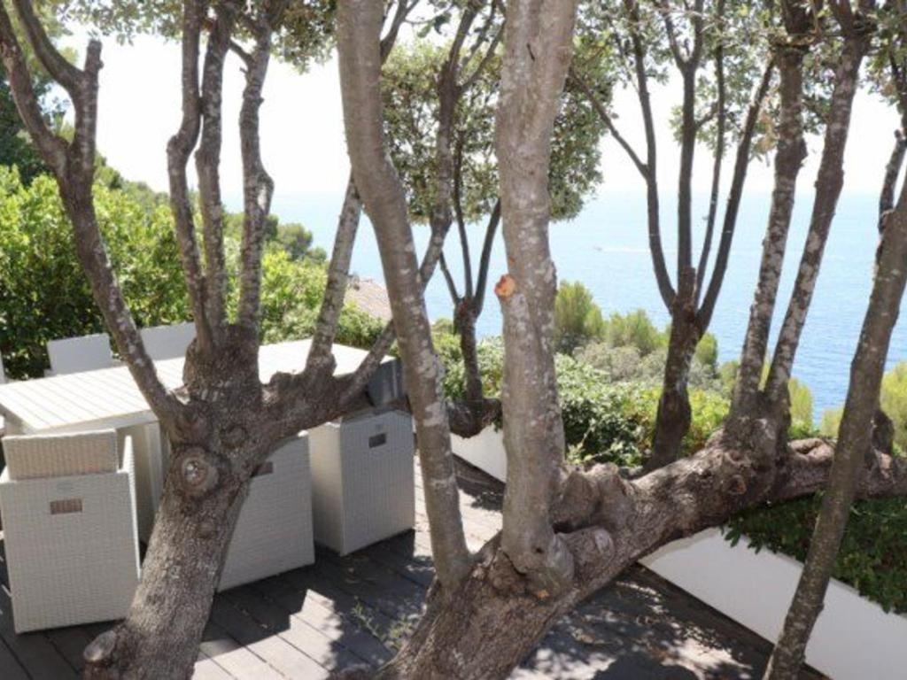 Belle villa à Cavalaire-sur-Mer avec piscine et vue mer - FR-1-100-228 - 2