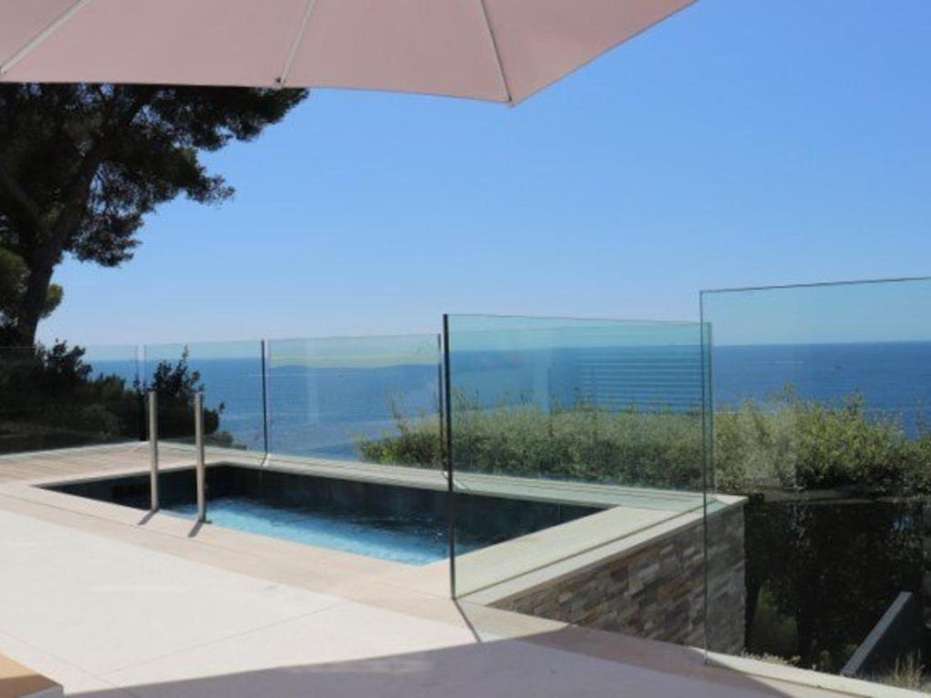 Belle villa à Cavalaire-sur-Mer avec piscine et vue mer - FR-1-100-228 - 5