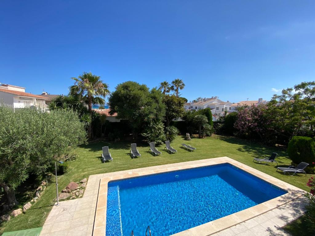 Alquiler Villa en la Playa de Cambrils para 10 personas con AC, parking y WIFI - 2