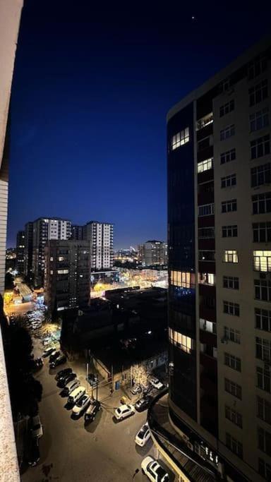 Elegant Apartment, Baku