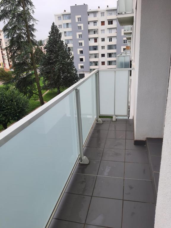 Le Chopin, appartement 3 pièces, parking gratuit, balcon, ascenseur, WiFi - 2