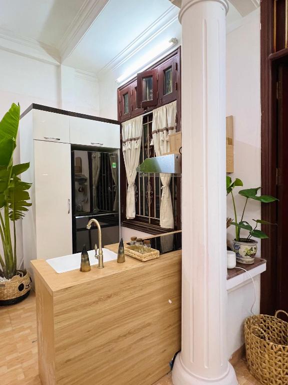 LushStay Boho - Hanoi Train Station