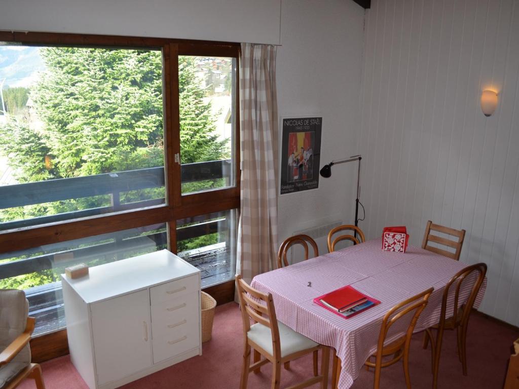Chalet 6 pers à Châtel, proche centre et remontées, terrasse et équipements modernes - FR-1-676-135 - 4