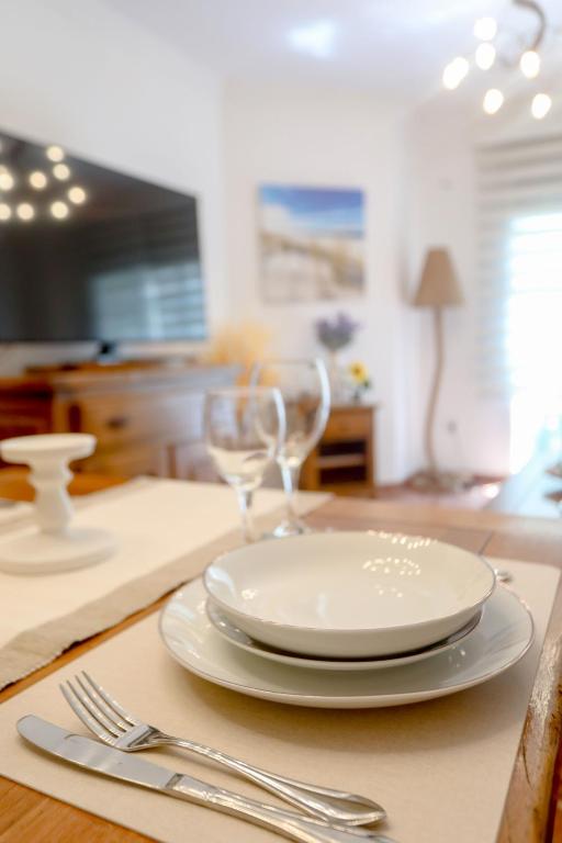 Lovely apartment near the beach & City of Arts and Sciences - 4