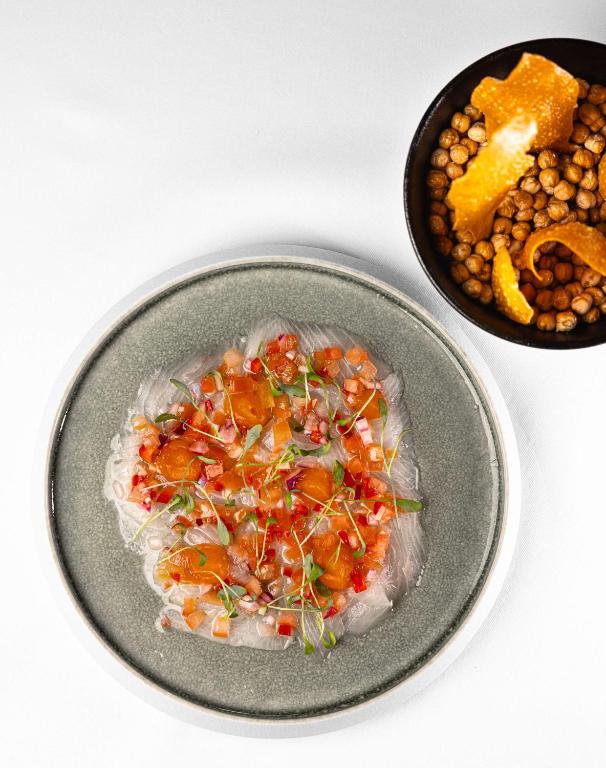 Mâncare şi băutură