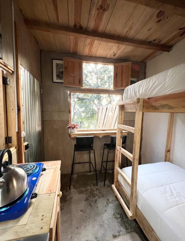 EB5 Escape, San Marcos La Laguna