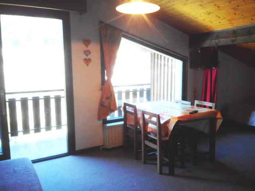 Studio confortable, vue sur le Pleney, parking inclus - FR-1-524-26 - 1