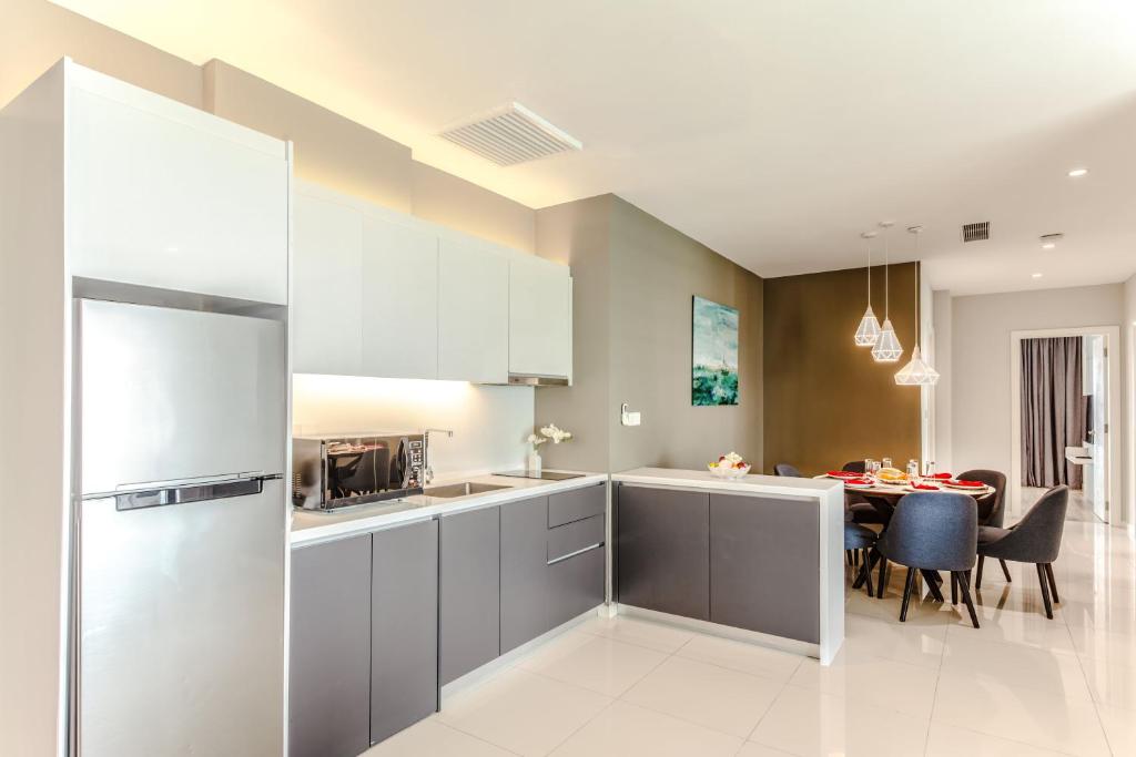 Kitchen, Shama Suasana Johor Bahru (Formerly known as Suasana All Suites Hotels Johor Bahru)  in Johor Bahru