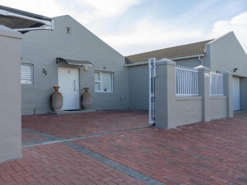 Vida Tranquilo, Edgemead