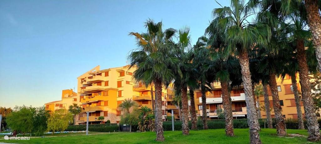 Luxe aan zee Prima Spanje in Torrevieja - Punta Prima - 3