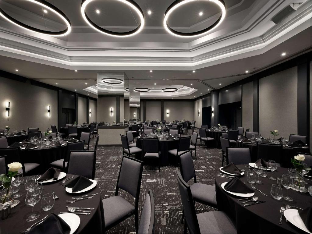 غرفة الاجتماعات/الاحتفالات