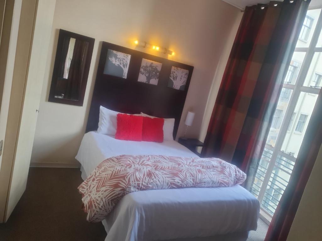 COSY MARSHALLs, Johannesburg