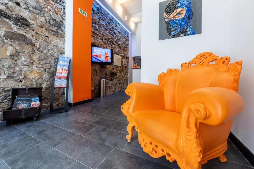 Hotel Fiume, Hotel in Genua
