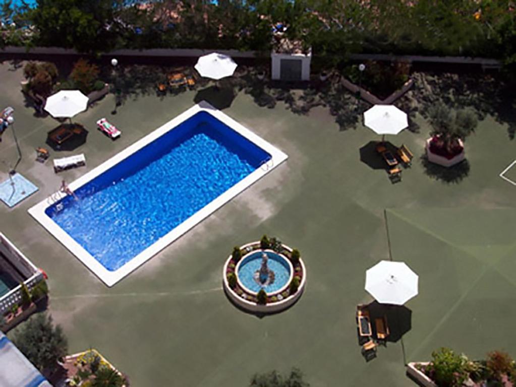 Solo familias Torre Domo Benidorm - 1