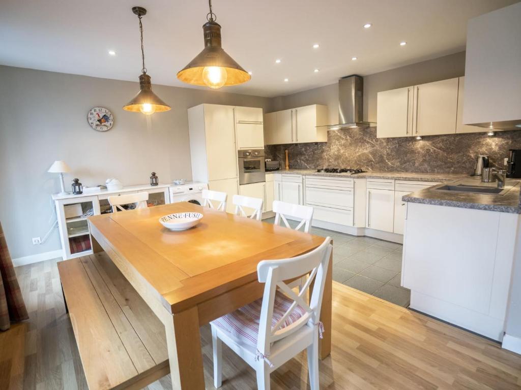 Chalet spacieux 8 pers, proximité centre et remontées - FR-1-676-58 - 2