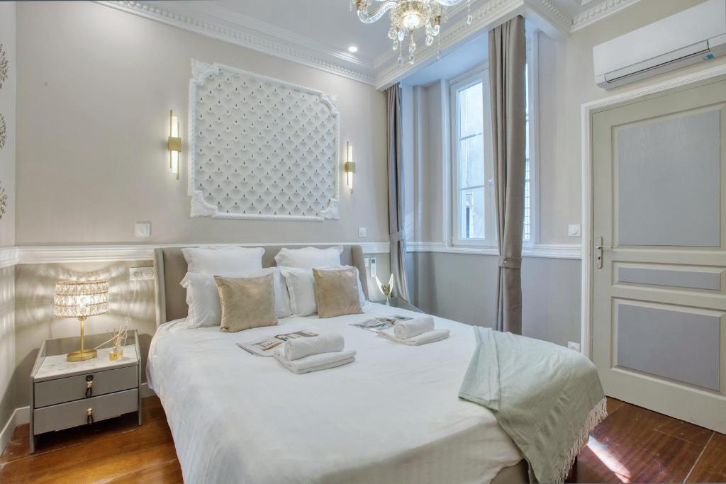 Elegant Triplex in Paris - Ideal for 10 - Aircon - 2