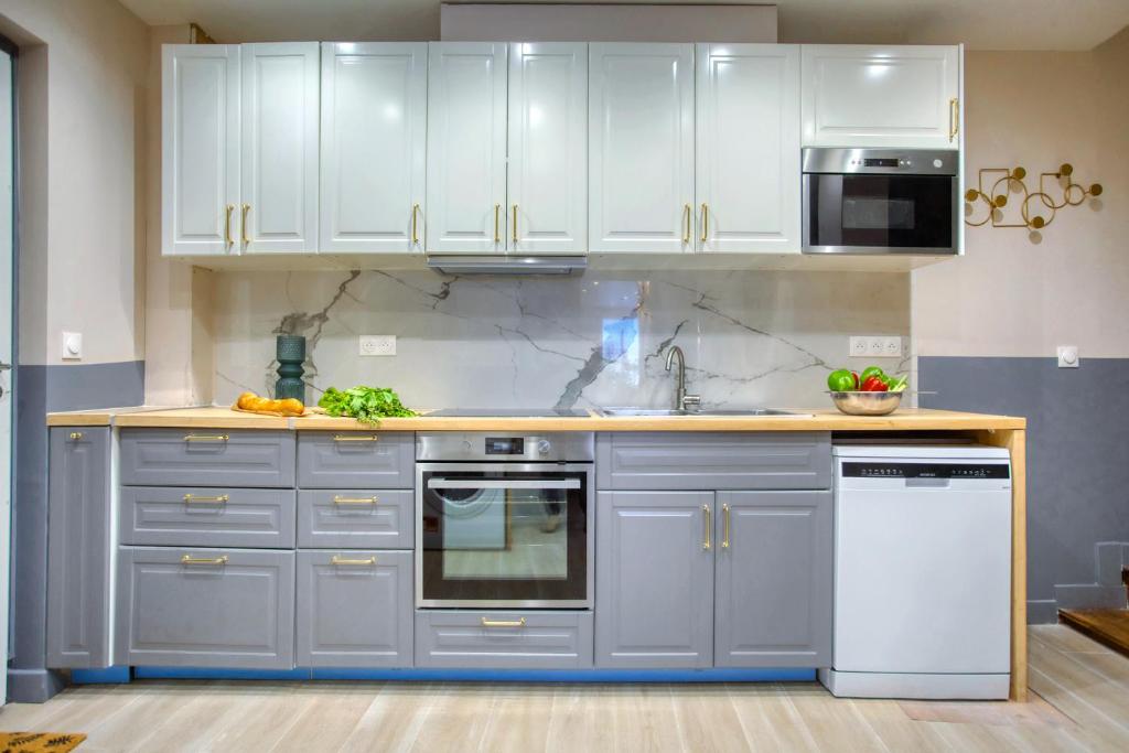 Elegant Triplex in Paris - Ideal for 10 - Aircon - 5