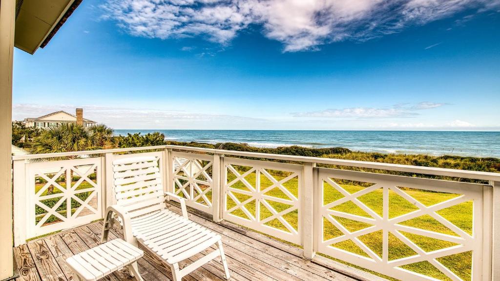 Pulliam Menge in DeBordieu Colony villa by Peace Vacations, Georgetown