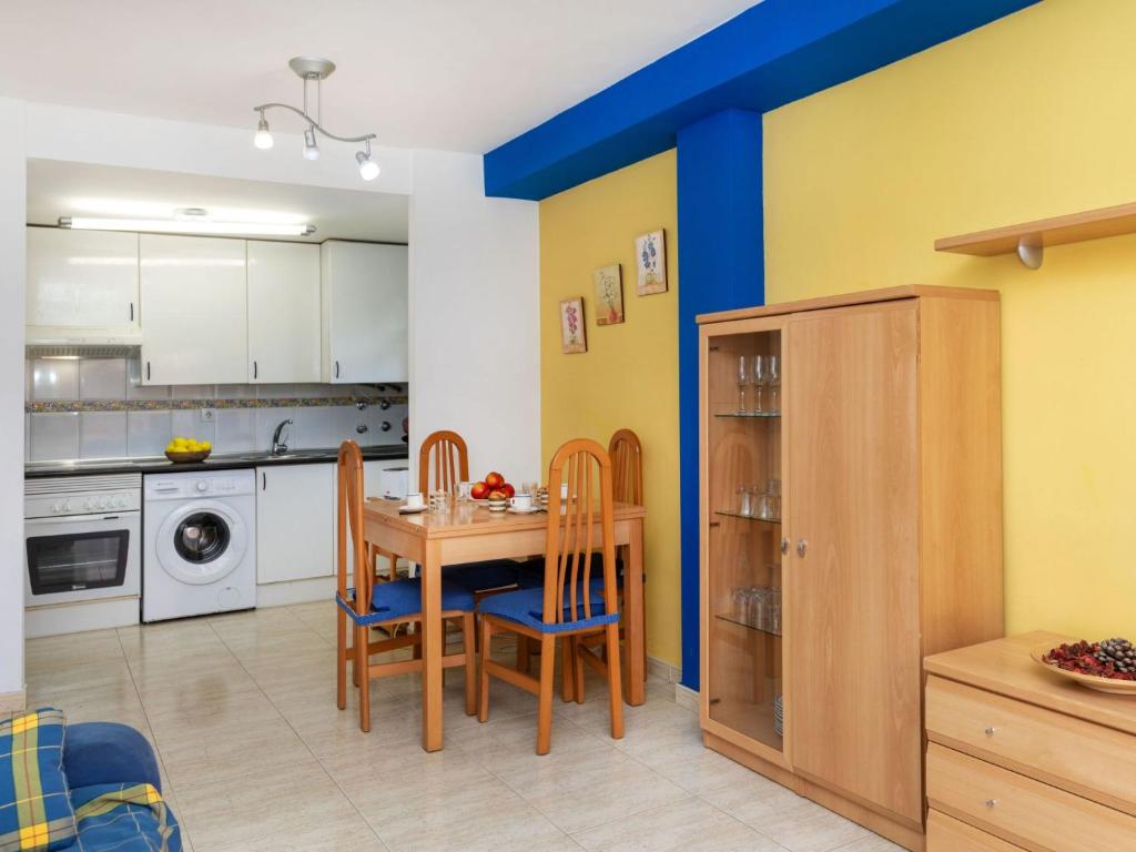Apartment Montserrada 2 by Interhome - 3